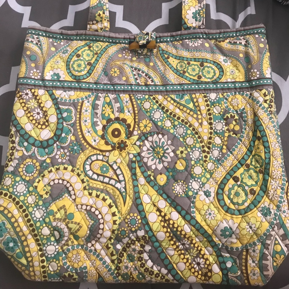 Vera Bradley tote bag
